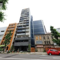 プレサンス丸の内リラティ