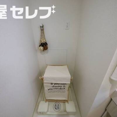 ※モデルルーム（階数によって色合いの相違があります。）