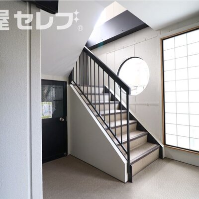 屋根付き駐輪場で雨に濡れない。