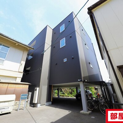 号室ごとにお部屋の色合いが異なる物件です