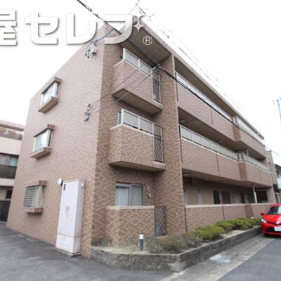 綺麗な外観で重厚感あります。