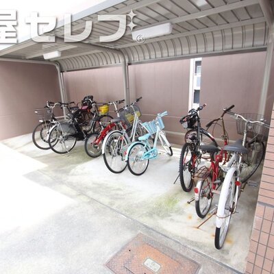 駐輪場です
