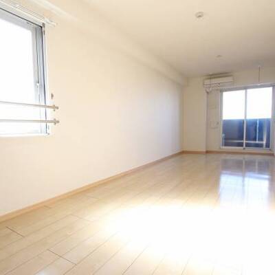 14帖の広いお部屋です